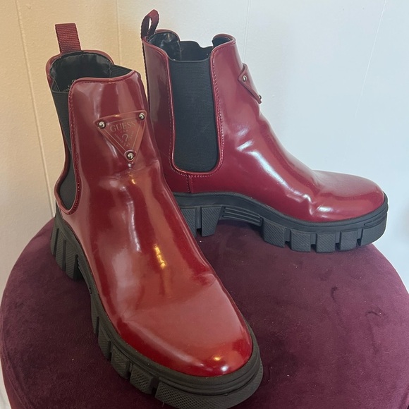 Guess Shoes - GUESS Womens Red Pull Tab Hestia Round Toe Block Heel Chelsea Boot